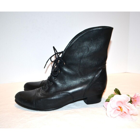 Vintage Boot Black Laces Spanish Flamenco Granny Pixie Leather - Picture 1 of 6